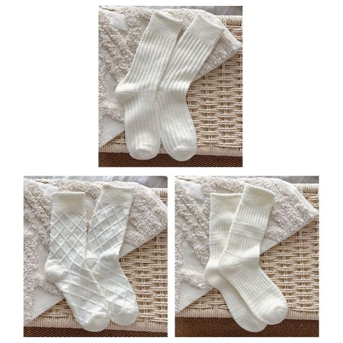 Plain Short Socks Set - 3 Pairs - Vertical Stripes & Plaid