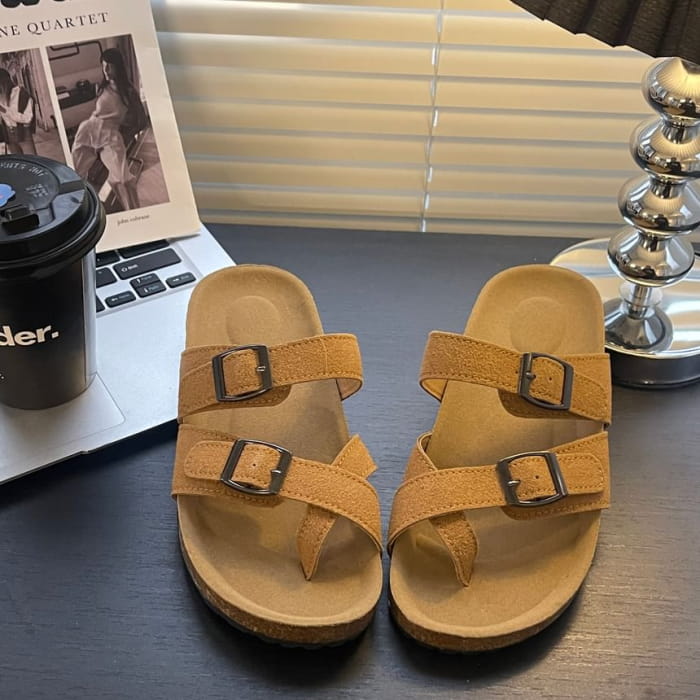 Platform Buckled Toe Loop Slide Sandals