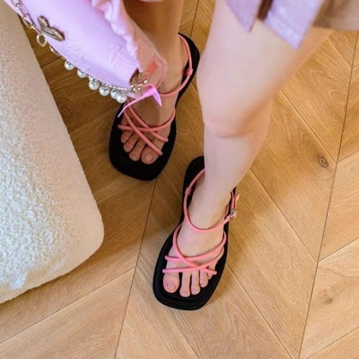 Platform Criss Cross Sandals - Pink / 35