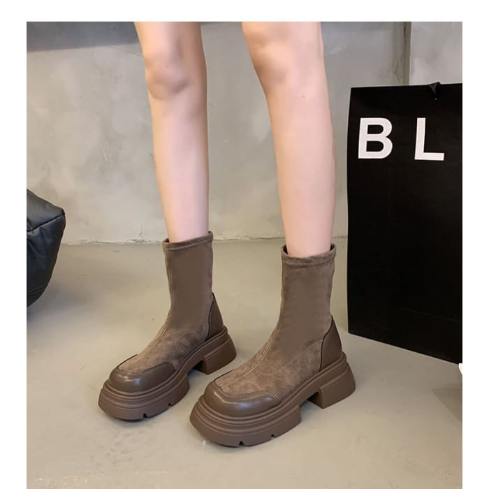 Platform Flat Boots - Shoes