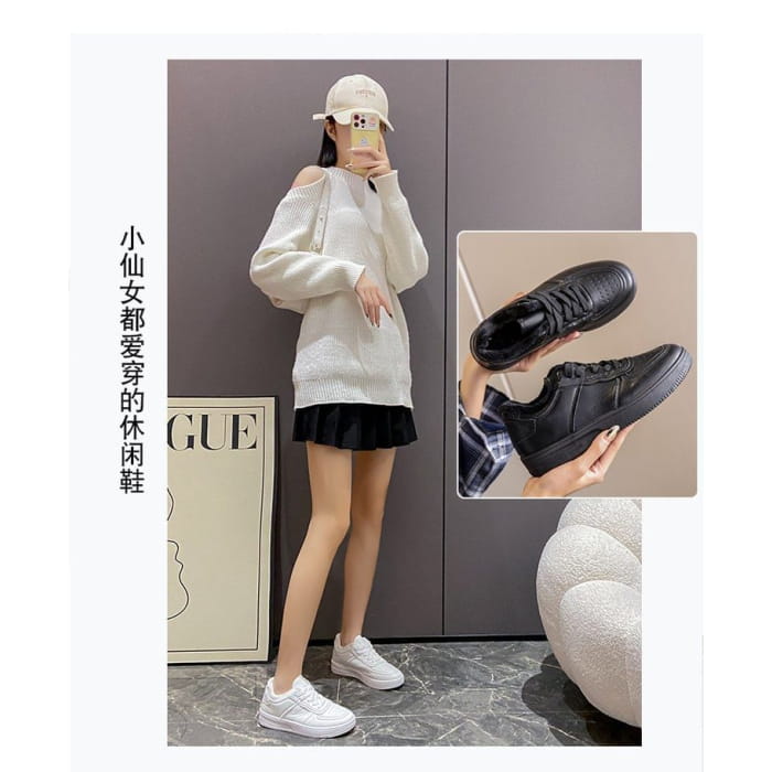 Platform Plain Panel Fleece-Lined Sneakers