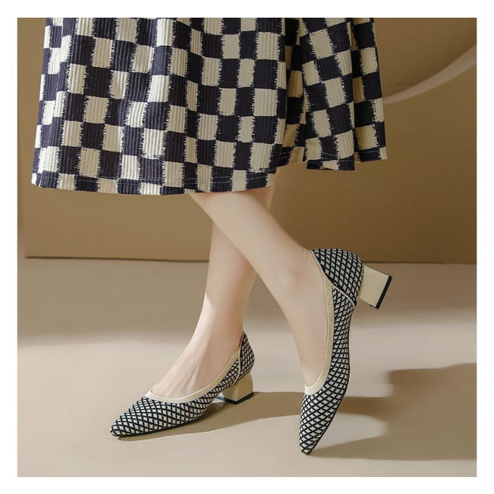 Pointed Patterned Chunky Heel Pumps