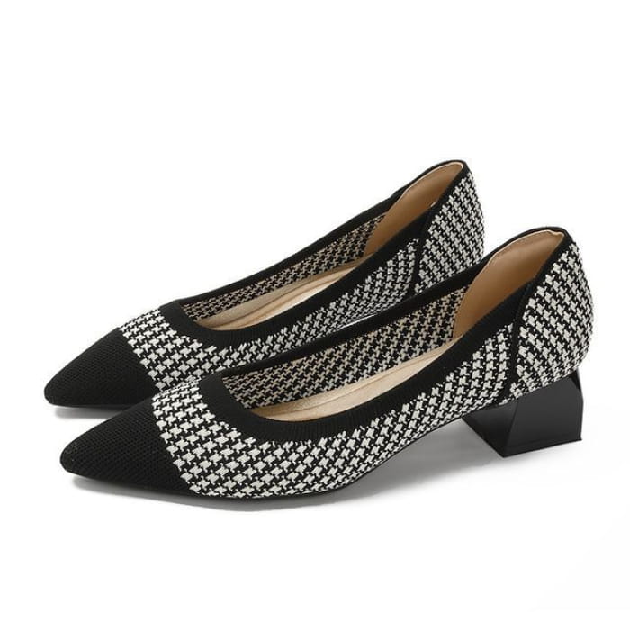 Pointed Patterned Chunky Heel Pumps - Dotted - Black &