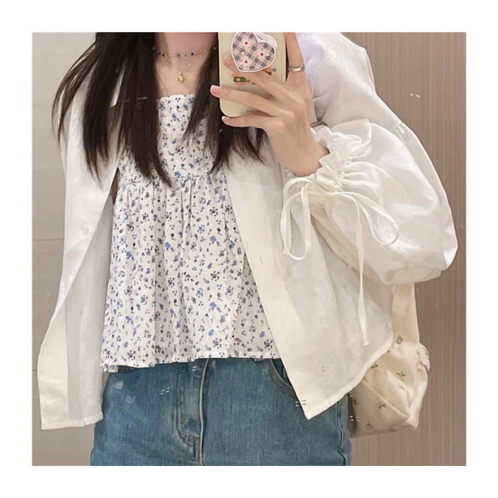 Puff-Sleeve Plain Light Jacket / Floral Flowy Camisole Top