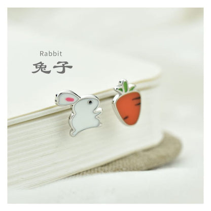 Rabbit Carrot Alloy Earring