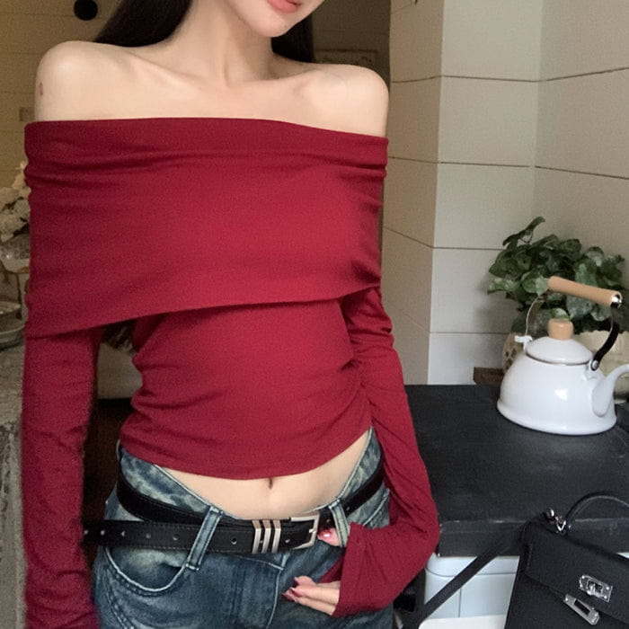 Red Elegant Bardot Top - Free Size / Tops