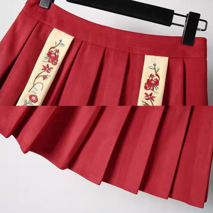 Red Flower Embroideried Hoodie High Waist Pleated Skirt