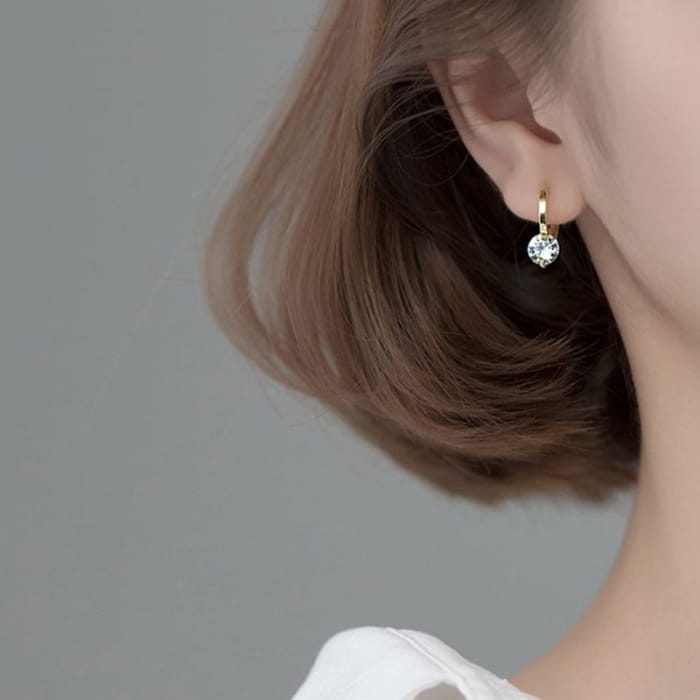 Rhinestone Alloy Drop Earring