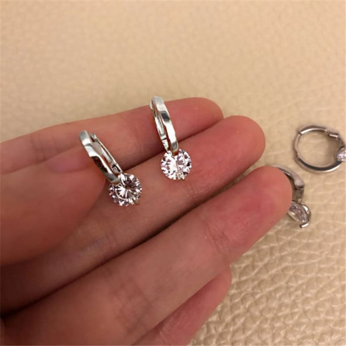 Rhinestone Alloy Drop Earring