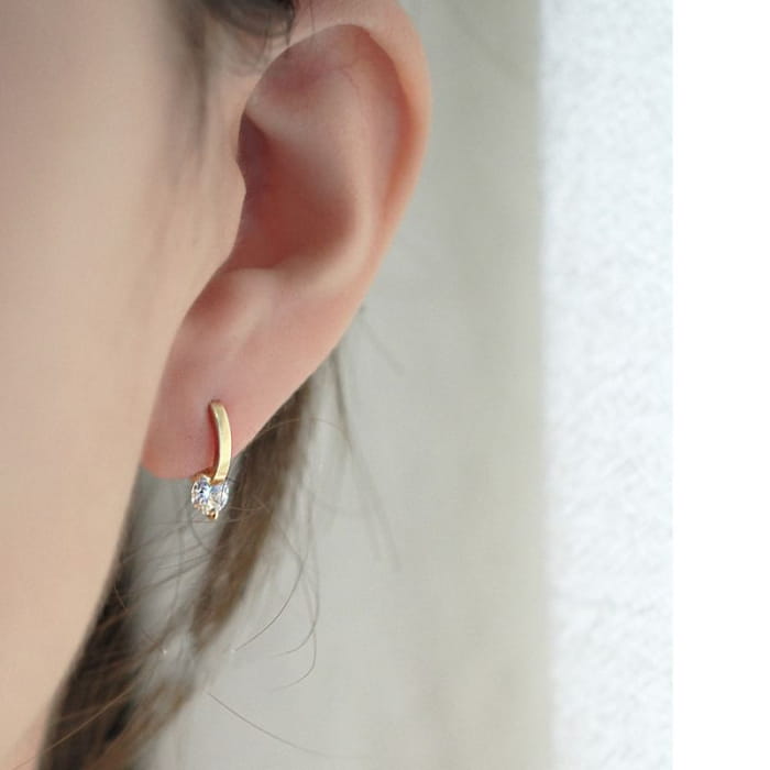 Rhinestone Alloy Drop Earring