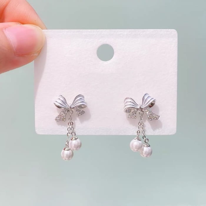 Rhinestone Bow Faux Pearl Drop Earring