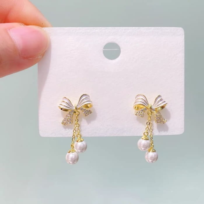 Rhinestone Bow Faux Pearl Drop Earring