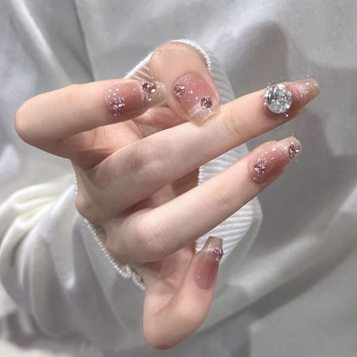 Rhinestone Cat Eye Press On Nail - Accessories