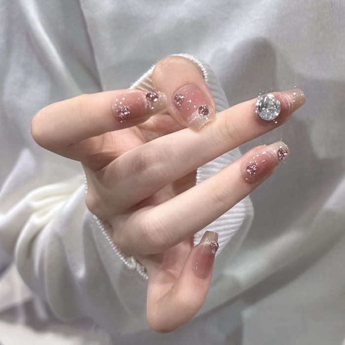 Rhinestone Cat Eye Press On Nail - Accessories