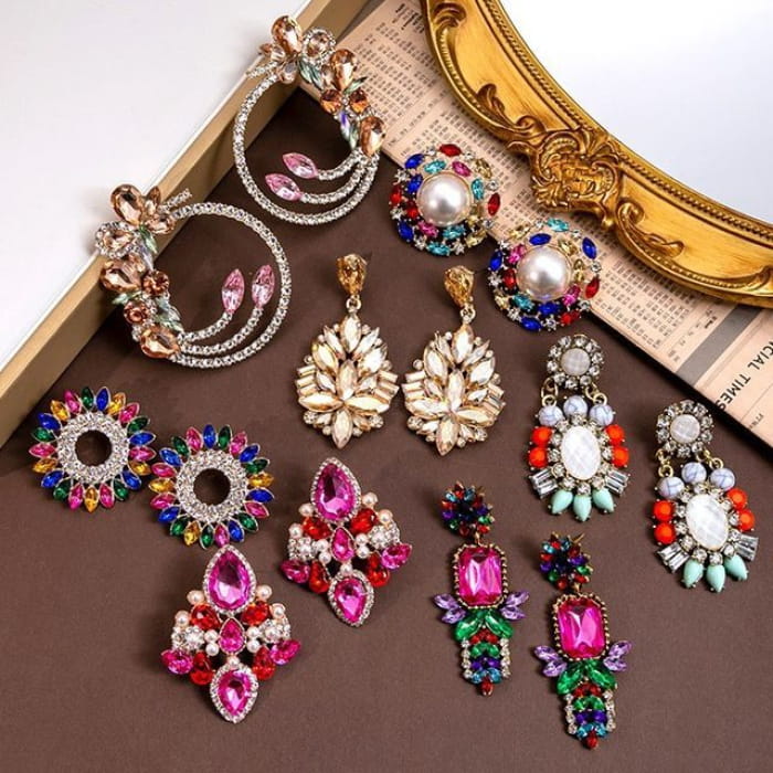 Rhinestone Drop Earring / Stud