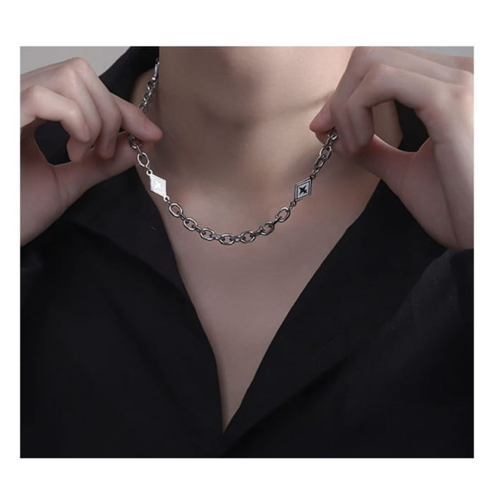 Rhombus Alloy Choker