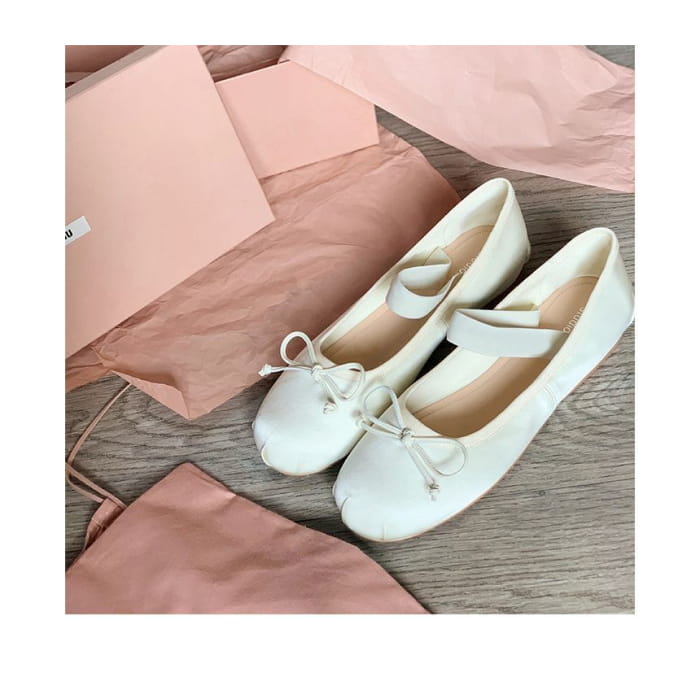 Round Toe Ribbon Flats Egirldoll