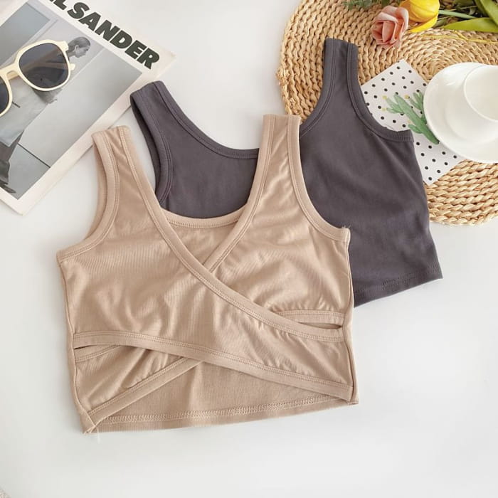 Scoop Neck Plain Crop Tank Top