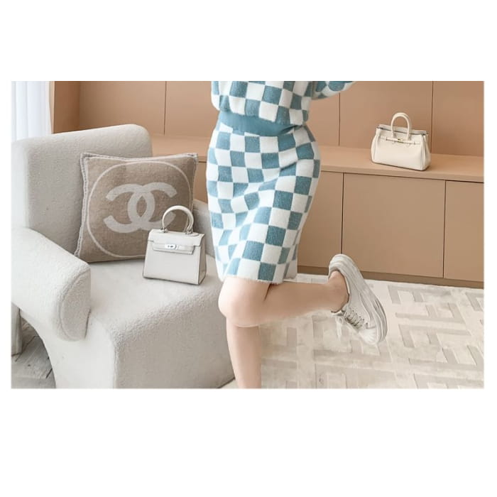 Set: Crew Neck Checkerboard Sweater + High Waist Mini