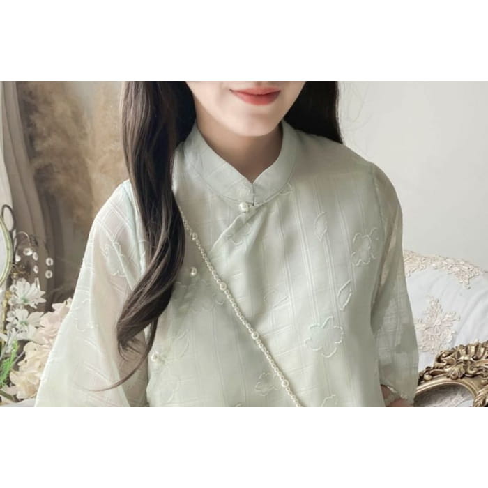 Set: Elbow-Sleeve Plaid Hanfu Blouse + High Waist Plain