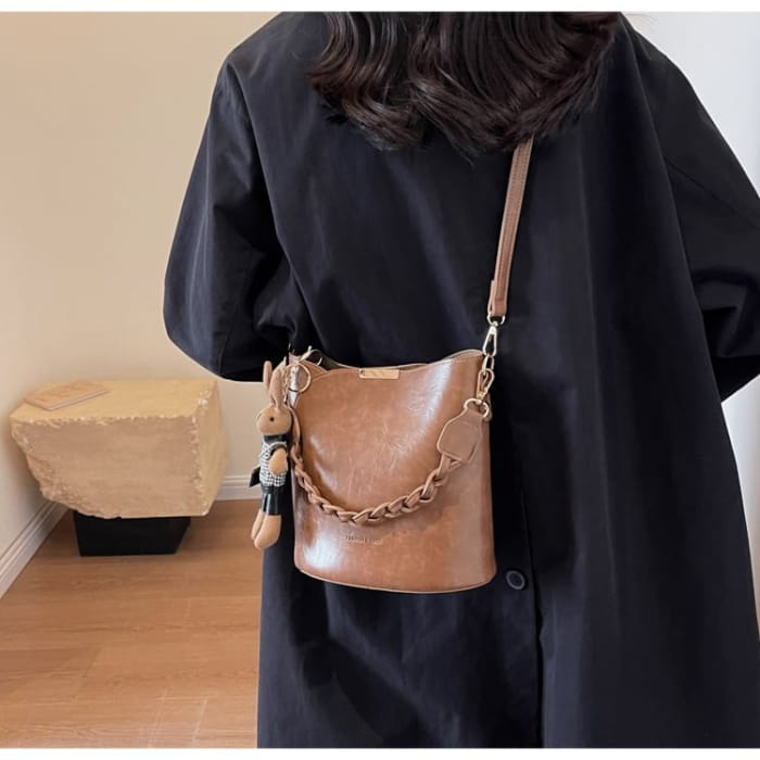 Set: Faux Leather Bucket Bag + Charm