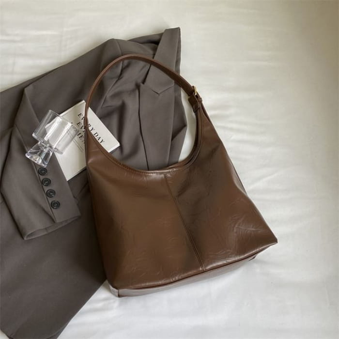 Set: Faux Leather Shoulder Bag + Pouch - Coffee / One Size