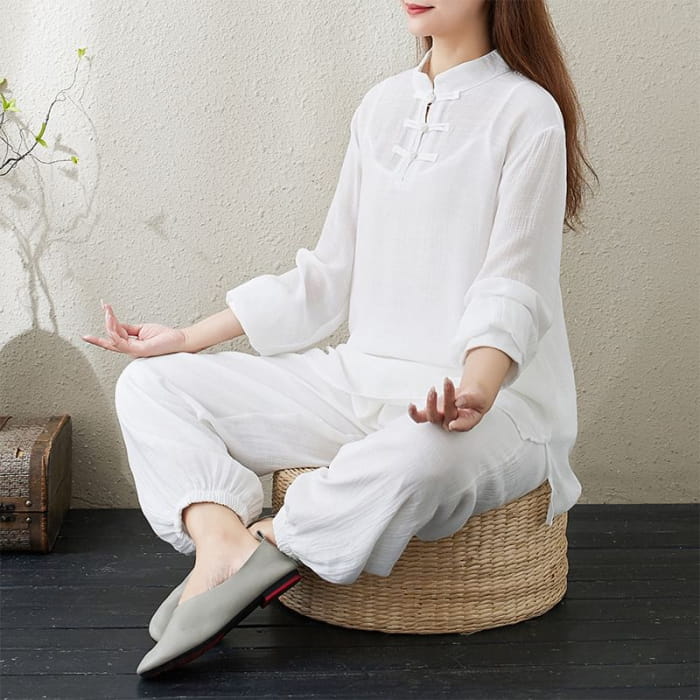 Set: Long-Sleeve Band Collar Plain Hanfu Top + Camisole