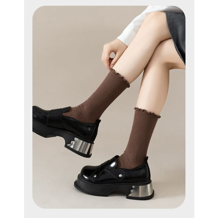 Set of 2 Paris: Plain Ribbed Ruffle Trim Socks