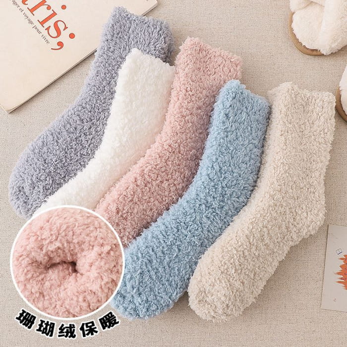 Set Of 3 Pairs: Fleece Socks