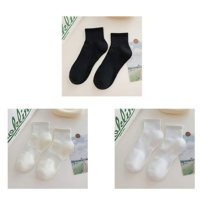 Set of 3 Pairs: Plain Ribbed Socks - Pairs - Black & Milky