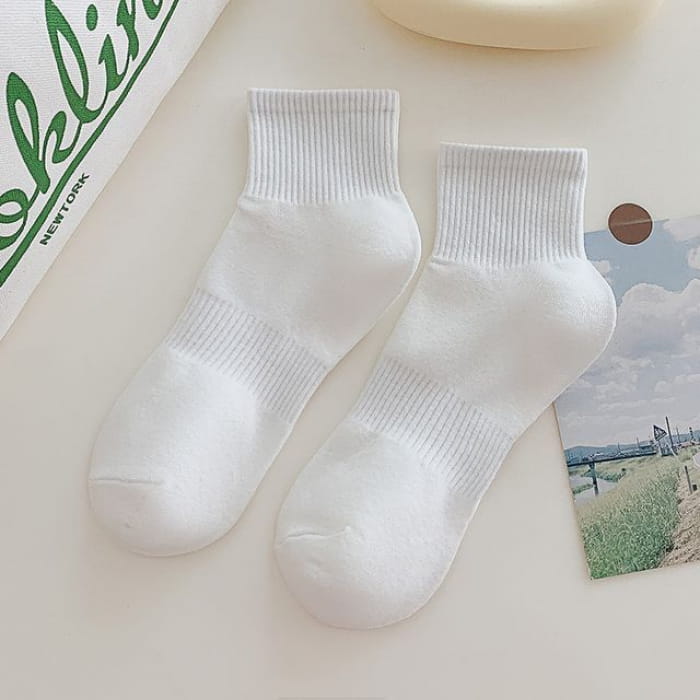 Set of 3 Pairs: Plain Ribbed Socks - Pairs - White