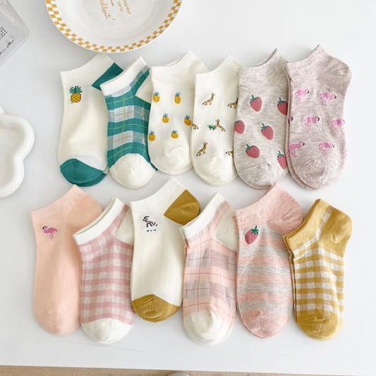 Set Of 6 Pairs: Jacquard Socks