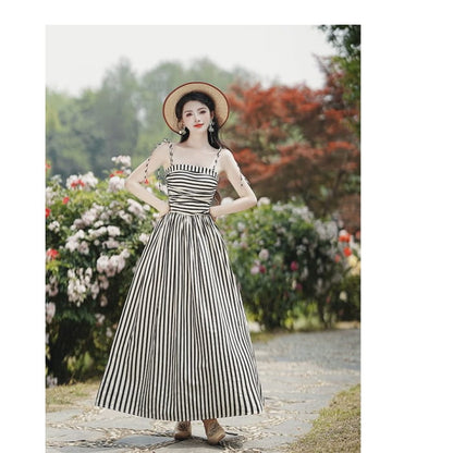 Set: Tie Shoulder Striped Ruched Maxi