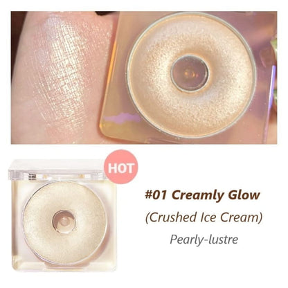 Shimmery Highlighting Powder