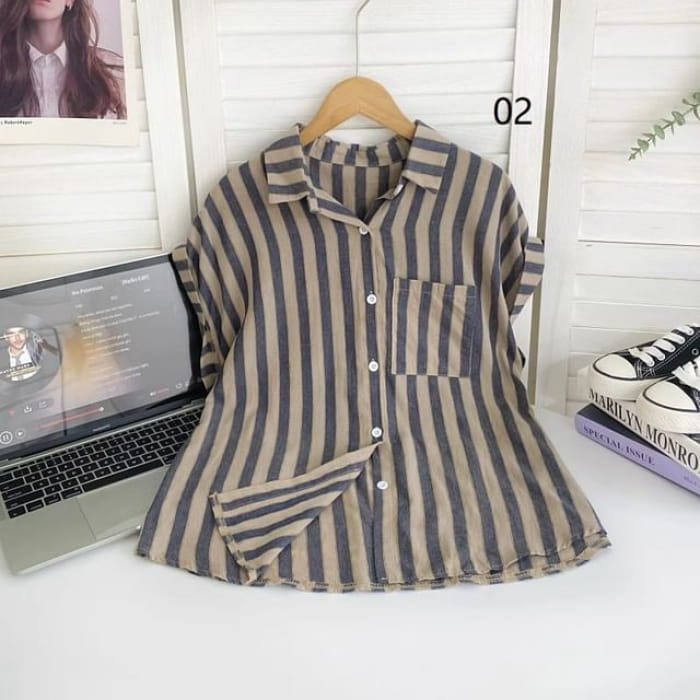 Short-Sleeve Collared Striped Shirt - 02 - Stripes - Dark