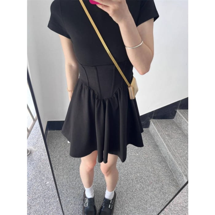 Short-Sleeve Crew Neck Plain Mini A-Line Dress