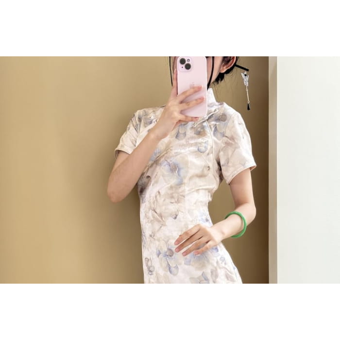 Short-Sleeve Floral Maxi Qipao - Dresses