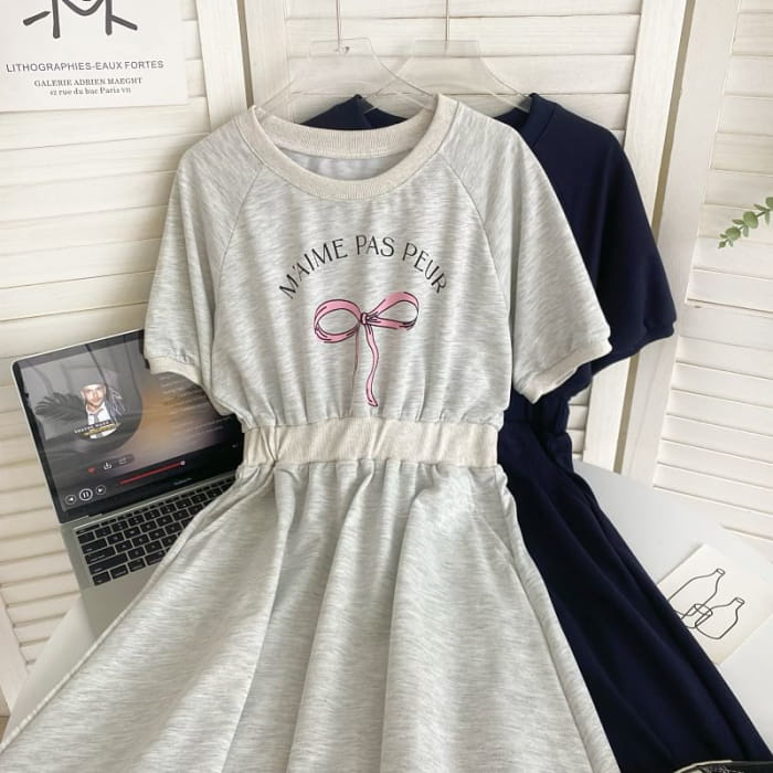 Short-Sleeve Round Neck Bow Print Midi A-Line T-Shirt Dress