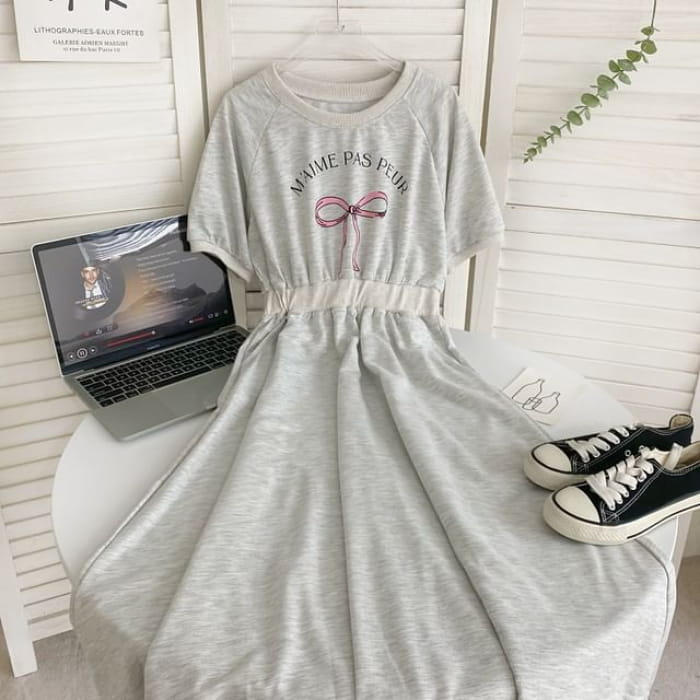 Short-Sleeve Round Neck Bow Print Midi A-Line T-Shirt Dress