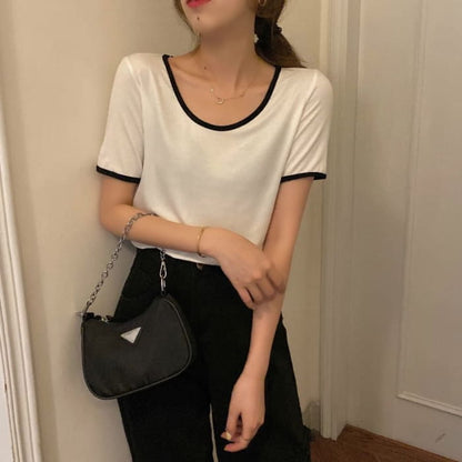 Short-Sleeve Scoop Neck Plain Contrast Trim T-Shirt