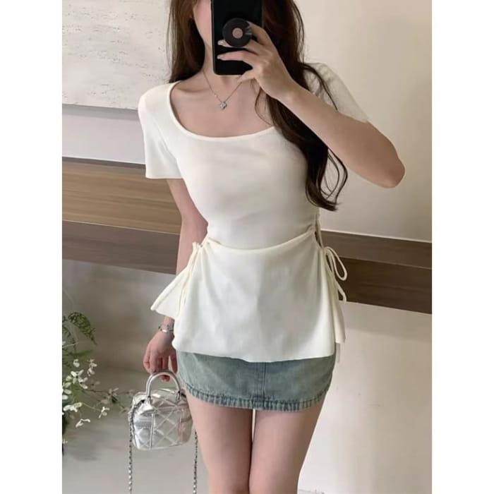 Short-Sleeve Scoop Neck Plain Cutout T-Shirt