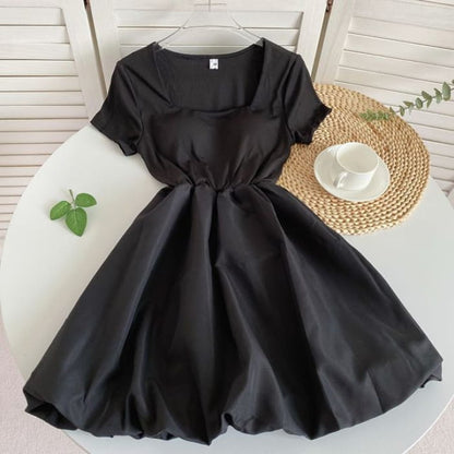 Short-Sleeve Square-Neck Plain A-Line Dress - Black