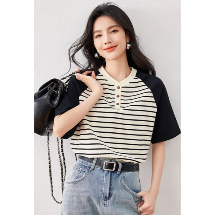 Short Sleeve Striped Baseball Tee - Stripe - Black / S