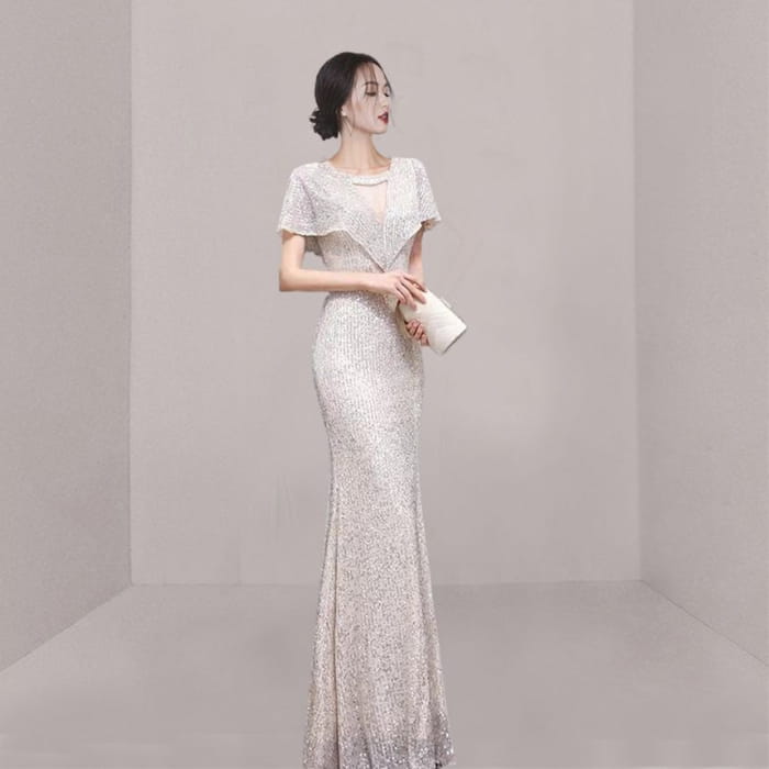 Short-Sleeve V-Neck Plain Mermaid Evening Gown