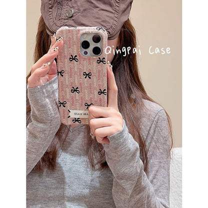 Simple Bow Flannel Phone Case - iPhone 16 Pro Max / 15 / 14