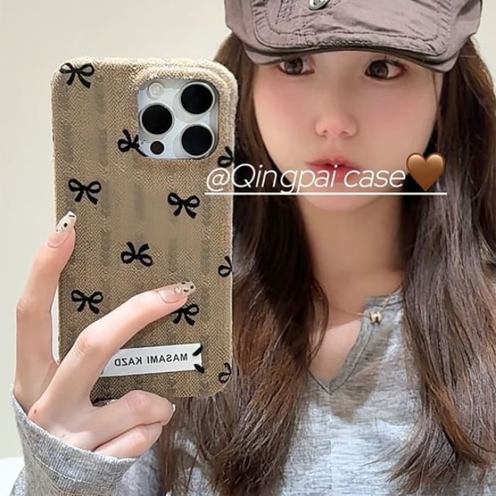 Simple Bow Flannel Phone Case - iPhone 16 Pro Max / 15 / 14