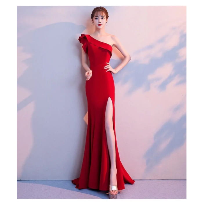 Single Shoulder Plain Sheath Evening Gown