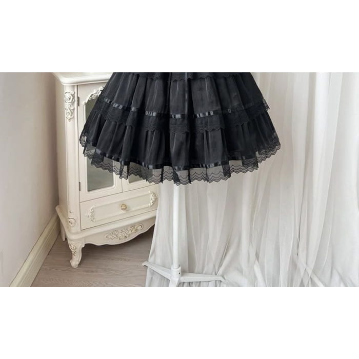 Sleeveless U-Neck Plain Tiered A-Line Lolita Dress