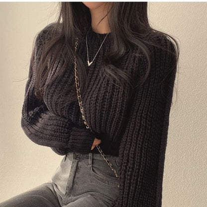 Soft Bubble-Sleeve Cropped Sweater - Black / One Size