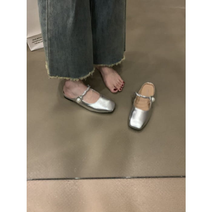 Square-Toe Faux Pearl Buttoned Mules